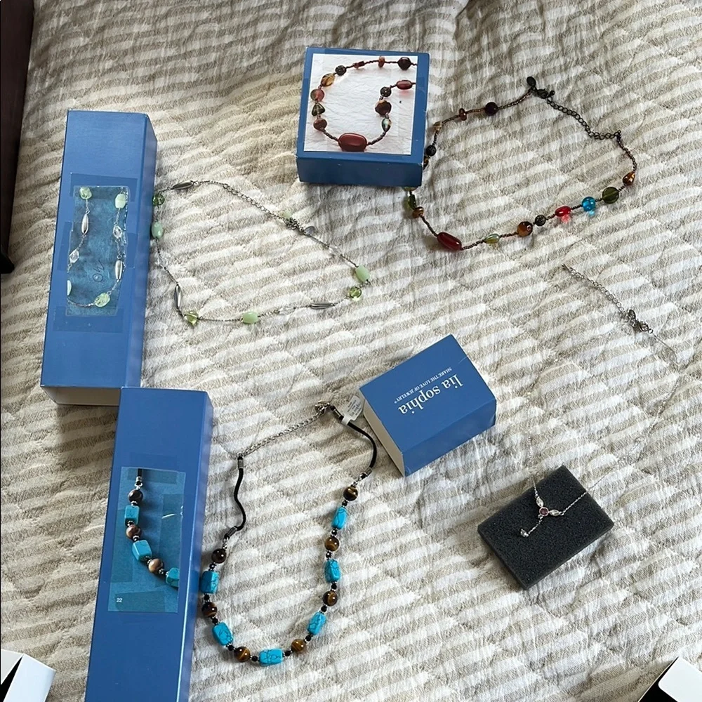 Lia Sophia Jewelry Lot - Picture 7 of 11